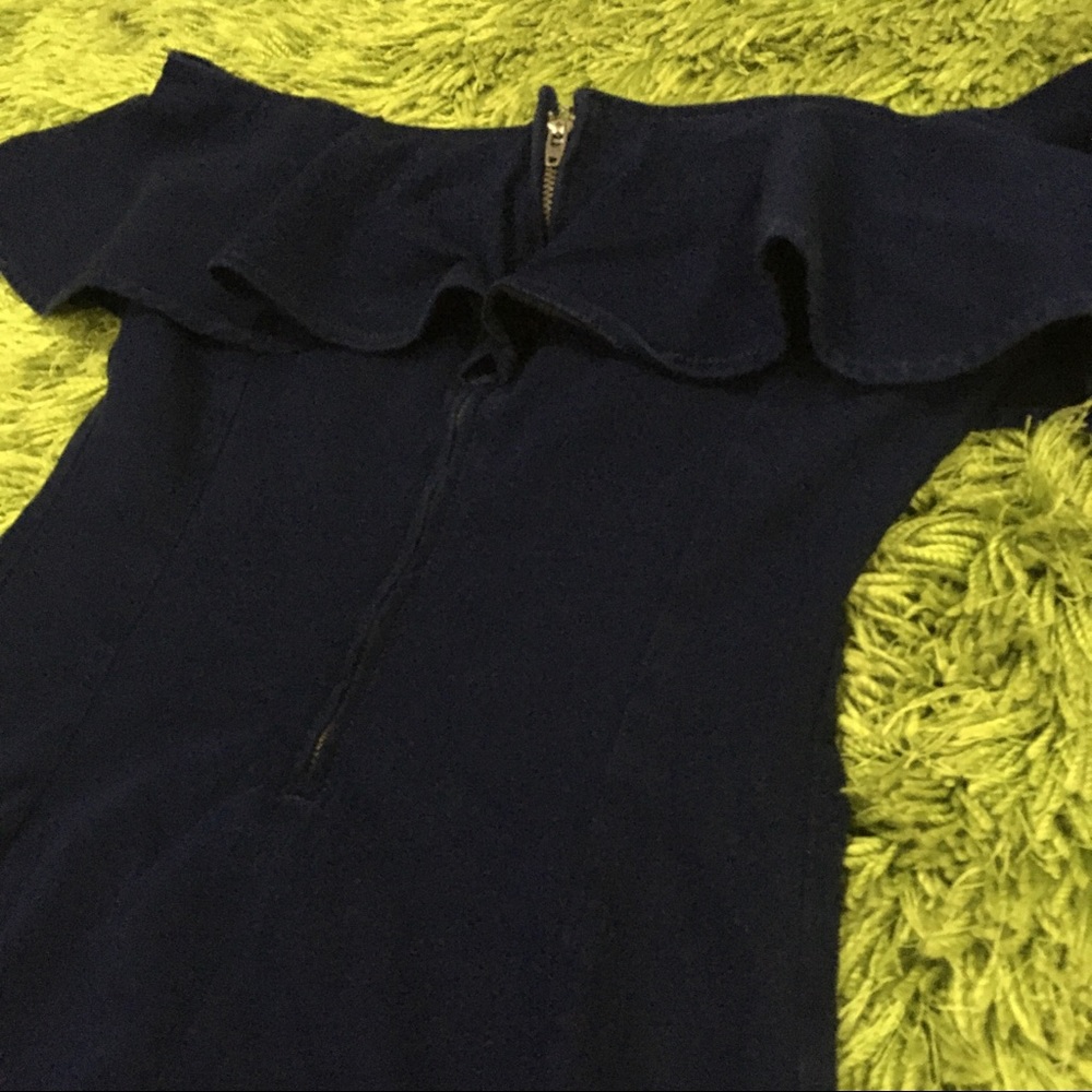 GUESS Off The Shoulder Mini Dress Women's Sz 6 - Picture 5 of 12